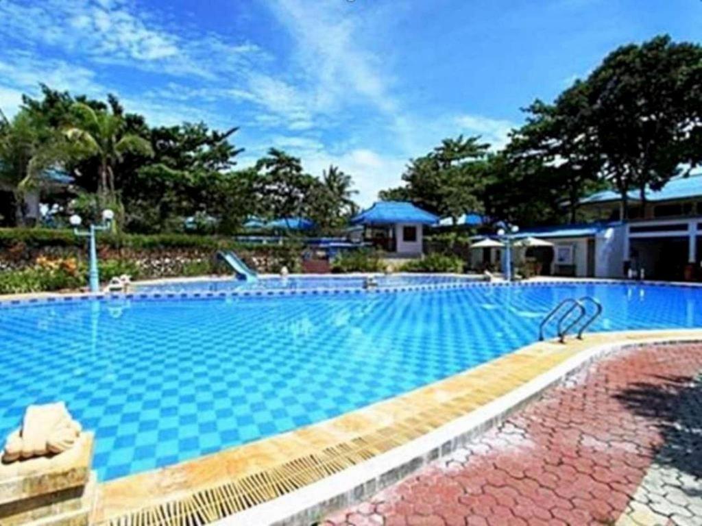 Tanjung Pesona Beach Resort & Spa Sungailiat Esterno foto