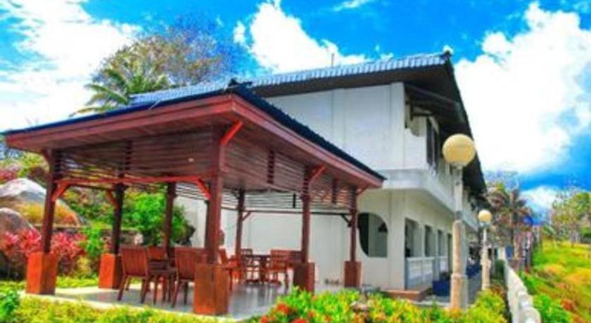 Tanjung Pesona Beach Resort & Spa Sungailiat Esterno foto